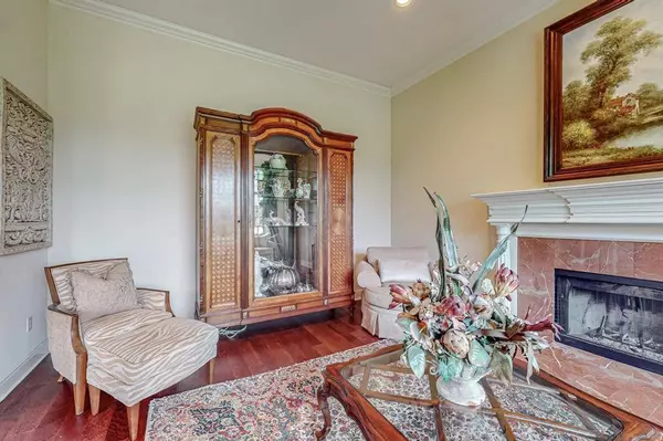 12449 Oak Grove Road S, Burleson, TX 76028