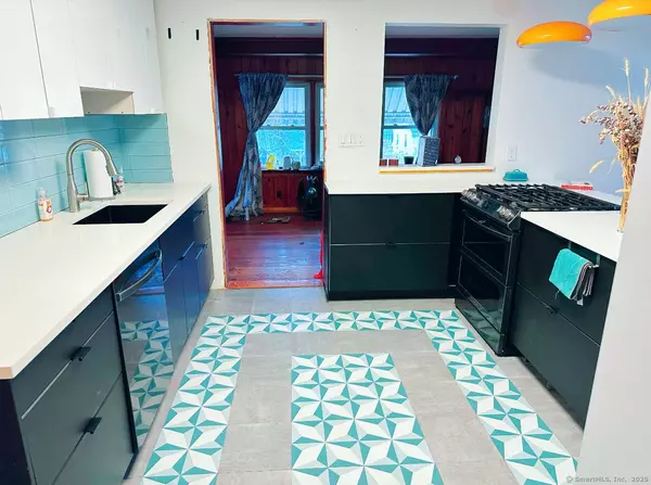 64 Central Avenue, West Haven, CT 06516