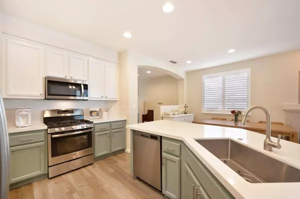 6812 Copper Glen CIR, Roseville, CA 95678