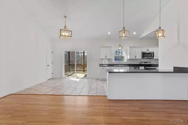 8540 Crestwicke LN, Quinton, VA 23141