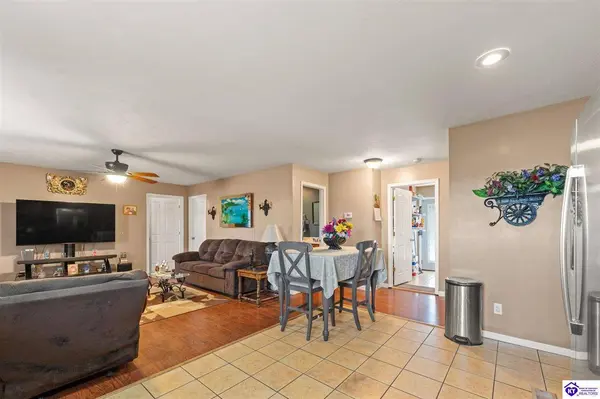 3055 Colesbend Road, Smiths Grove, KY 42171