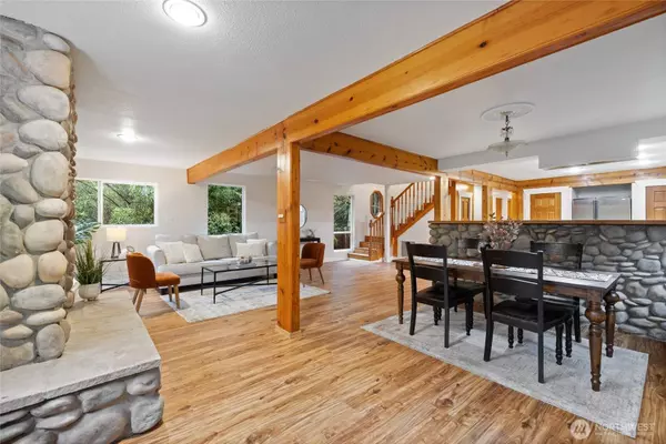 8111 71st ST NW, Gig Harbor, WA 98335