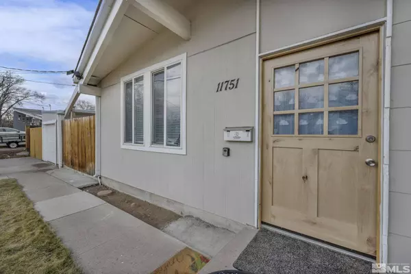 11751 Green Mountain St, Reno, NV 89506