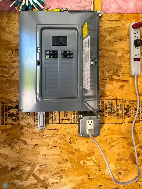 10464 160th AVE NE, Rocksbury Twp, MN 56701