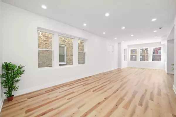 1403 N Lockwood AVE, Chicago, IL 60651