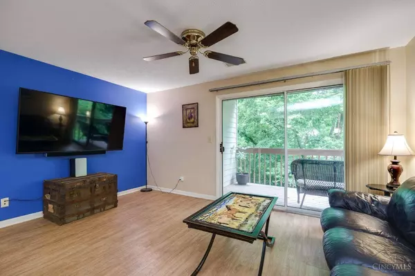 8851 Eagleview Dr #8, West Chester, OH 45069