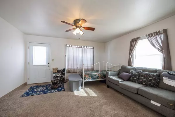 405/407 4th AVE NW, Dodge Center, MN 55927