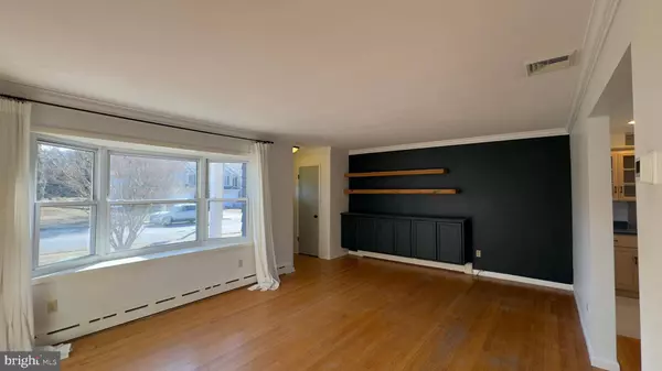 359 W MILTON ST, Easton, PA 18042