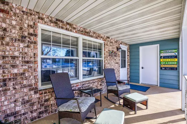 901 BEECHWOOD AVE, Little Chute, WI 54140