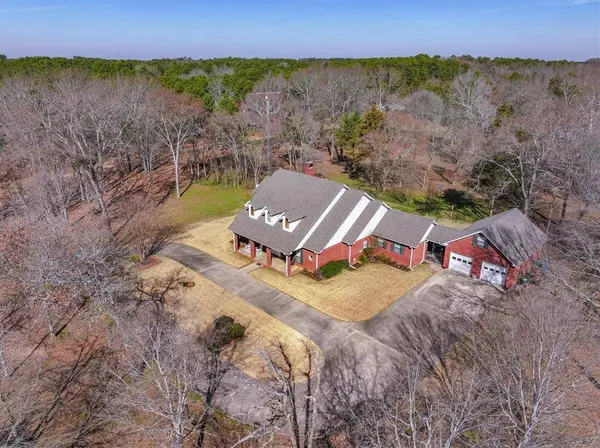 2833 Fm 1801, Mineola, TX 75773