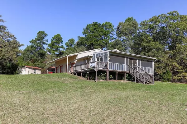 424 County Road 3811, Hawkins, TX 75765