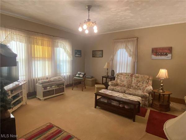 106 South ST, St. Clairsville, OH 43950