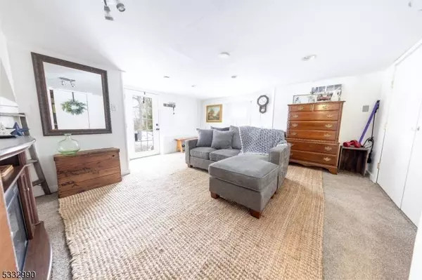 146 Hillside Rd, Sparta Twp., NJ 07871