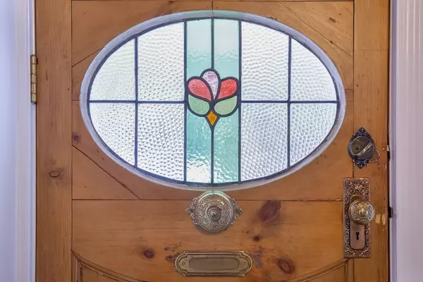 9 Summer St, Billerica, MA 01821