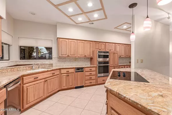 13317 W SERENADE Circle, Sun City West, AZ 85375