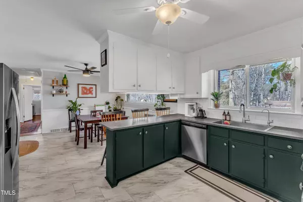 503 Sherwood Drive, Sanford, NC 27330