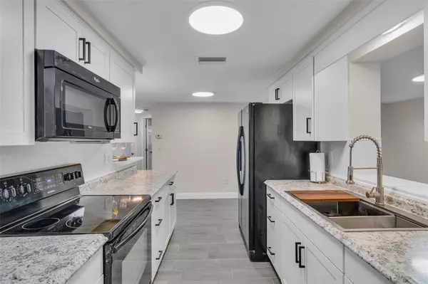 10837 INGLEWOOD AVE, Port Richey, FL 34668