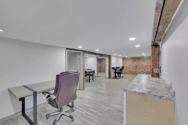 9 E Columbus Street, Lithopolis, OH 43136