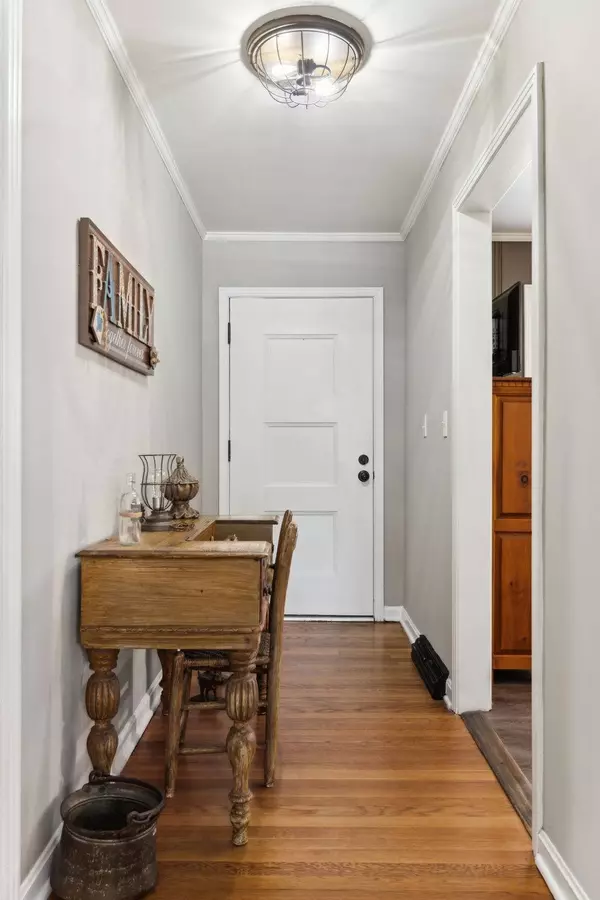 206 Jackson Heights Rd, Columbia, TN 38401