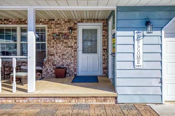 901 BEECHWOOD AVE, Little Chute, WI 54140