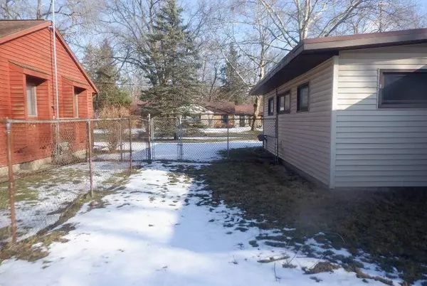 1748 Park Avenue, Kalamazoo, MI 49004