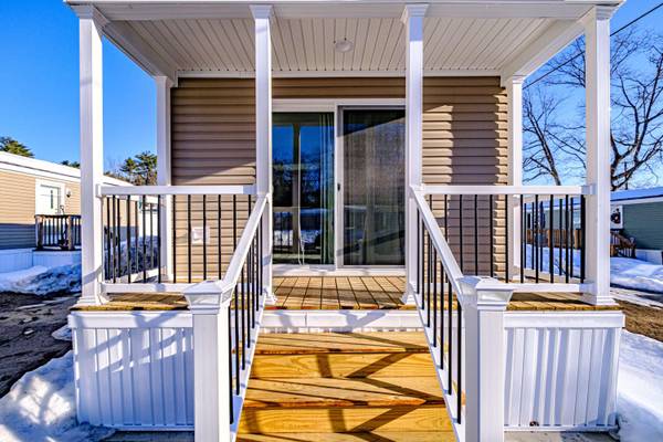 24 Lakewood DR, Limington, ME 04049