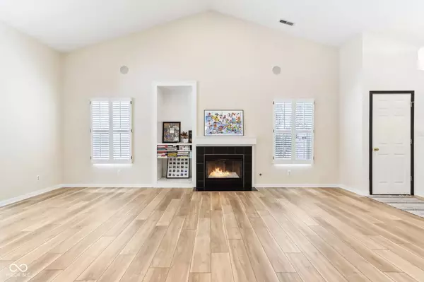 9519 Summer Ridge PL, Indianapolis, IN 46260