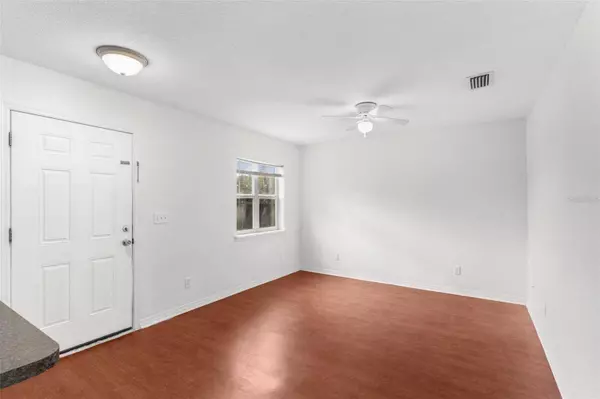 1925 N COMBEE RD, Lakeland, FL 33801