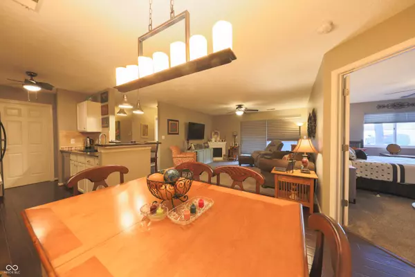 1057 Timber Creek DR #UNIT 1, Carmel, IN 46032