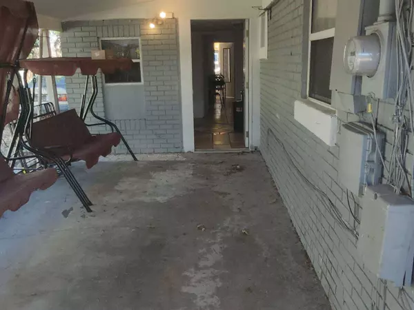 2420 EDWIN ST NE, Winter Haven, FL 33881