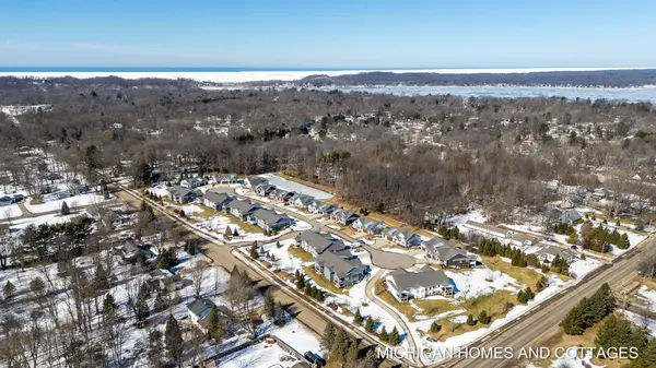 6409 Copperleaf Court, Holland, MI 49423