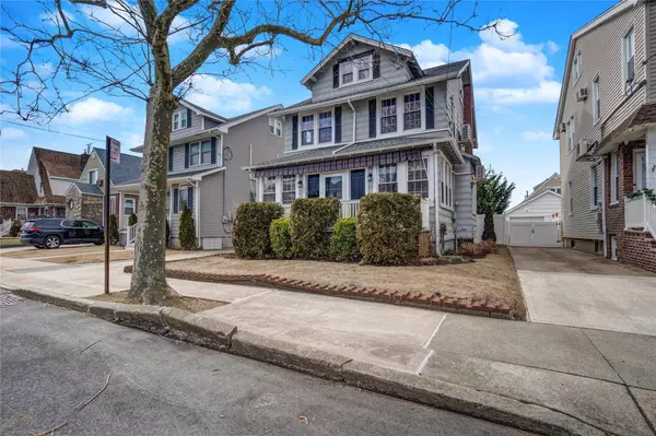 531 Beach 134th ST, Belle Harbor, NY 11694