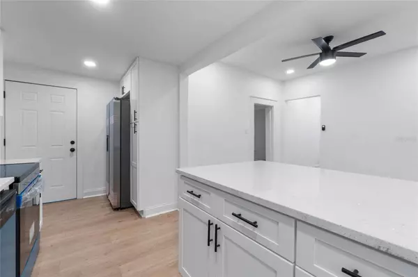 624 ILLINOIS AVE, St Cloud, FL 34769