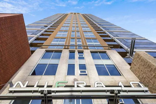 211 13 AVE SE #2502, Calgary, AB T2G 1E1