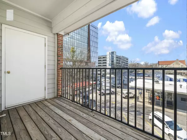 610 Hillsborough Street #304, Raleigh, NC 27603