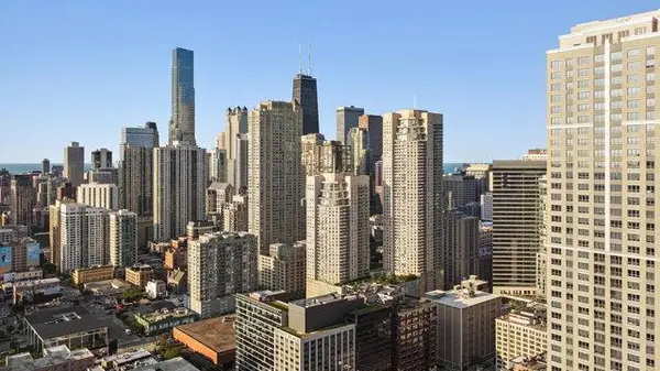 345 N La Salle Drive #1504, Chicago, IL 60654