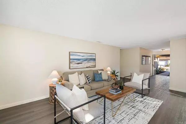 2555 Windmill View RD, El Cajon, CA 92020