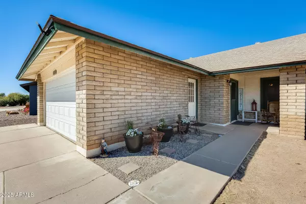 2202 N LOS ALTOS Drive, Chandler, AZ 85224