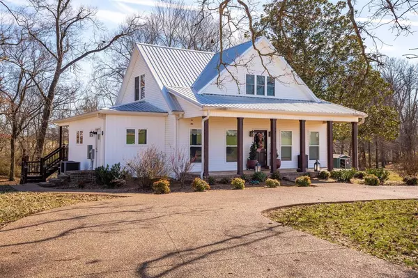 549 Sam Mason Road, Adairville, KY 42202