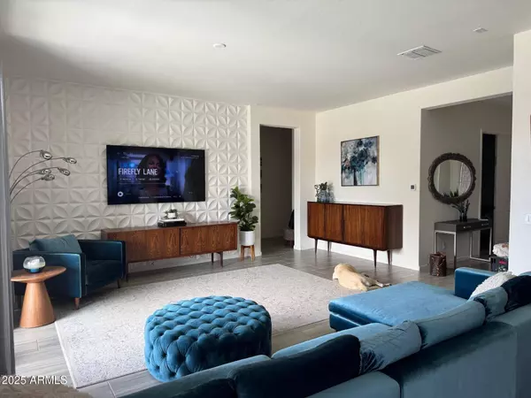 18501 W GALVESTON Street, Goodyear, AZ 85338