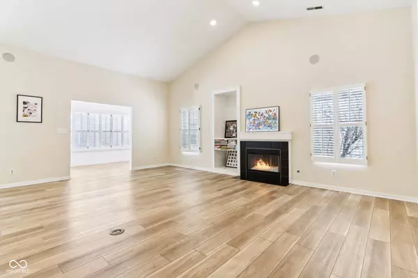 9519 Summer Ridge PL, Indianapolis, IN 46260