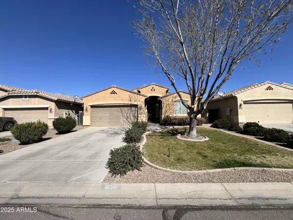 1658 W PAISLEY Drive, San Tan Valley, AZ 85144