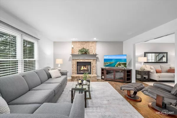 1813 Chestnut Hill RD, Plainfield, IL 60586