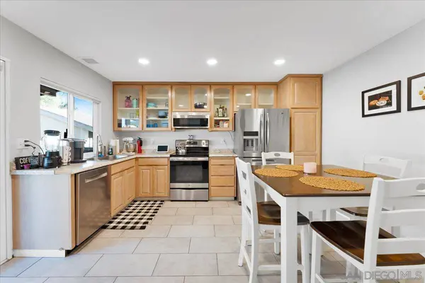 7700 Parkway Dr #53, San Diego, CA 91942