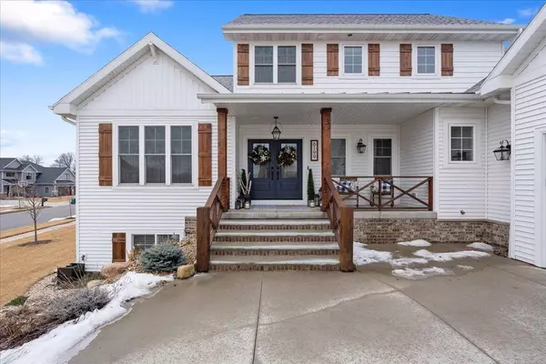 6199 Prairie Wood Dr Drive, Mcfarland, WI 53558