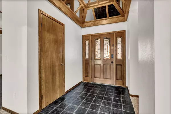 1461 Atkins Way, Porterville, CA 93257