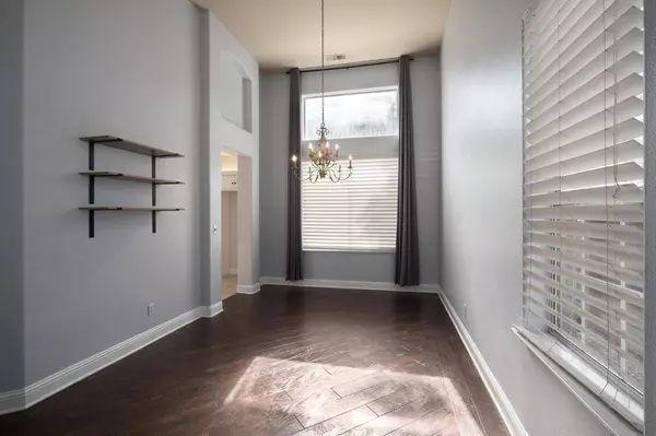 2758 Purvis AVE, Clovis, CA 93611