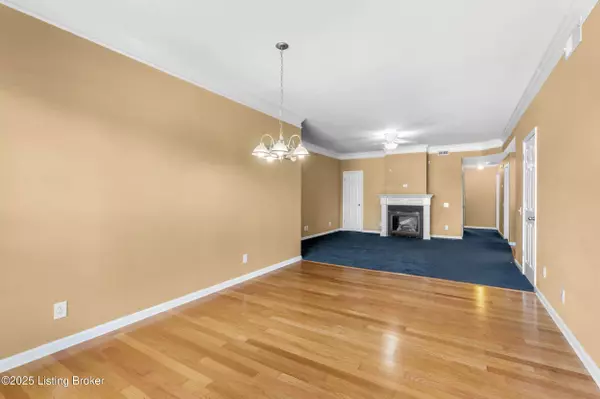 313 S Dorsey Ln, Louisville, KY 40223