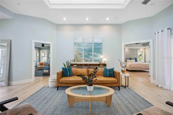 3595 SHAMROCK DR, Venice, FL 34293