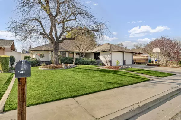 1461 Atkins Way, Porterville, CA 93257